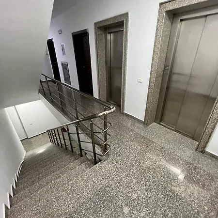 New Bazaar Cozy 2 Dajti View Apartment Tirana