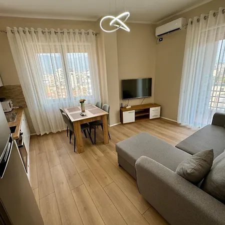 New Bazaar Cozy 2 Dajti View Apartment Tirana