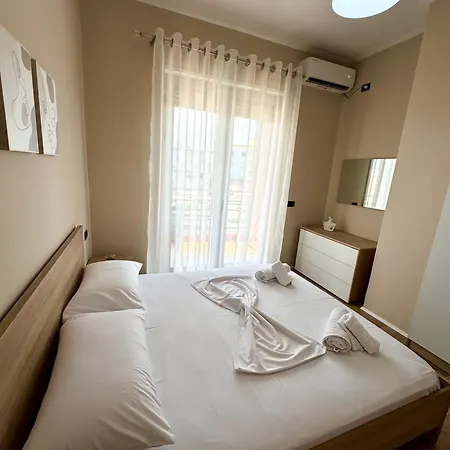 Apartment New Bazaar Cozy 2 Dajti View