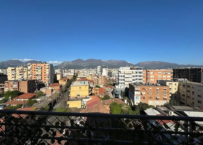 Apartment New Bazaar Cozy 2 Dajti View *