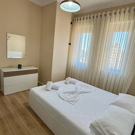 New Bazaar Cozy 2 Dajti View Тирана