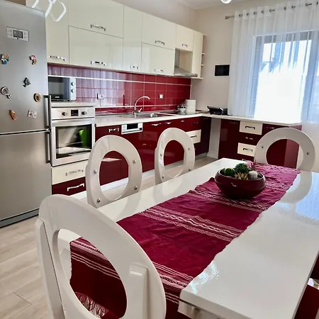 New Bazaar Cozy 2 Dajti View تيرانا