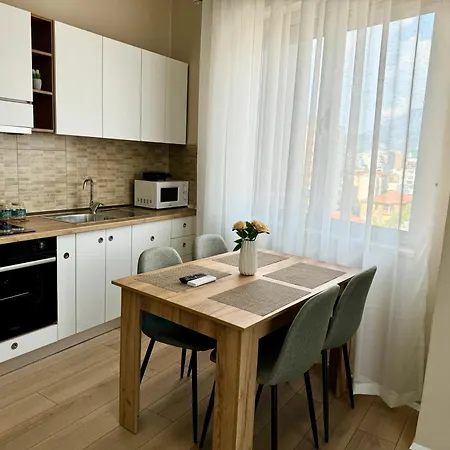 New Bazaar Cozy 2 Dajti View * تيرانا