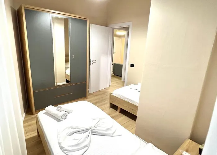 New Bazaar Cozy 2 Dajti View Tirana