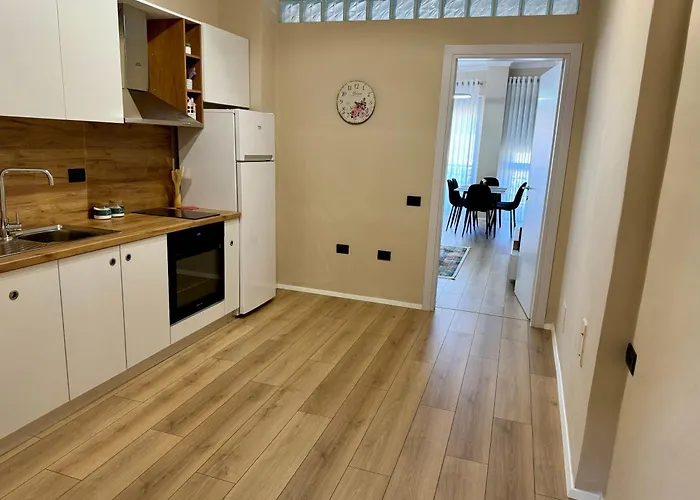 New Bazaar Cozy 2 Dajti View Tirana